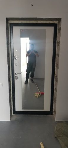 Входная дверь Феррони 9 см Серебро Зеркало Эмалит белый фото 2 Входная дверь Феррони 9 см Серебро Зеркало Эмалит белый фото 2