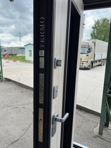 Дверь стальная Эталон Термо-СП10 Шоколад муар блеск фото 3 Дверь стальная Эталон Термо-СП10 Шоколад муар блеск фото 3