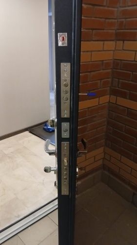 Центурион SEZAM А-03 Черный сатин-Бетон светлый фото 4 Центурион SEZAM А-03 Черный сатин-Бетон светлый фото 4