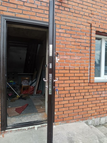 Входная дверь в квартиру Delta-10M Медь RGSO Венге D12 фото 5 Входная дверь в квартиру Delta-10M Медь RGSO Венге D12 фото 5